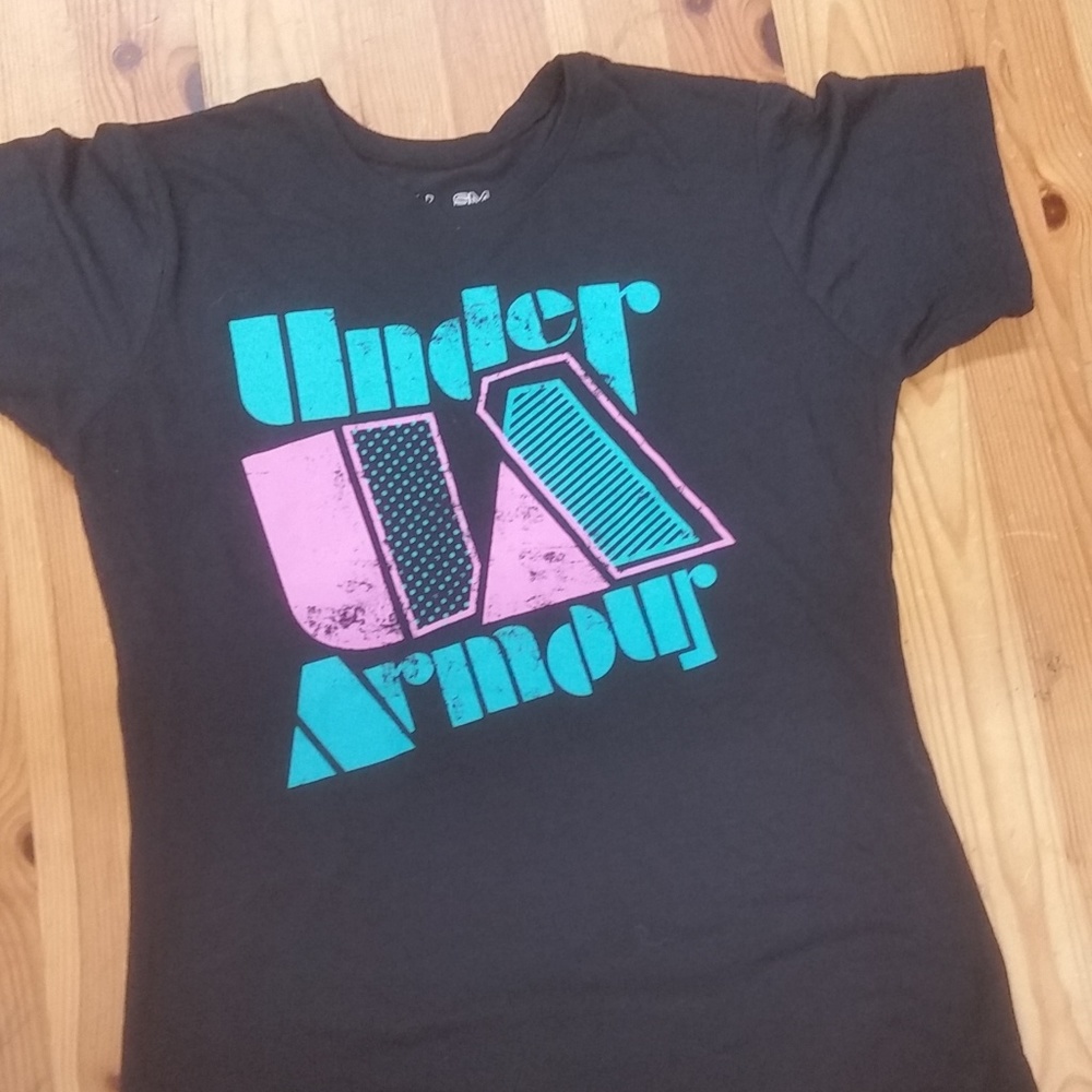 Retro Design Under Armour Tee